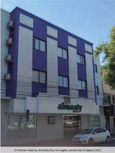  ??  ?? O Partner Hotel by Almasty fica na região central de Chapecó (SC)