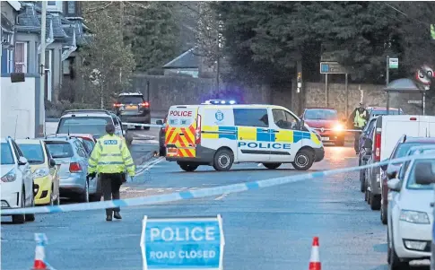  ??  ?? UNEXPLODED BOMB: The find led to street closures and residents being evacuated. Pictures by Gareth Jennings.