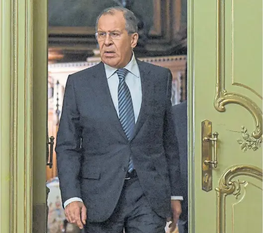  ??  ?? Presencia. El canciller ruso sostiene que no cree que los litigios de su país con Occidente impliquen la segunda parte de una guerra fria.