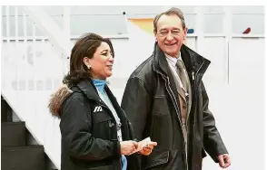  ?? — AP ?? Woman of substance: Internatio­nal Olympic Committee inspection panel chairwoman Nawal El Moutawakel (left) chats with Paris mayor Bertrand Delanoe during France’s bid for the 2012 Olympic Games in this March 10, 2005 picture.