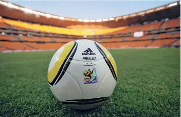  ?? REUTERS ?? Controvers­ial ball: The ‘Jabulani’, used in South Africa 2010.