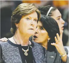  ?? MARK HUMPHREY/THE ASSOCIATED PRESS FILES ?? Former Tennessee head coach Pat Summitt, left, put everything she had into her teams.