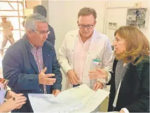  ?? // ABC ?? La delegada de Salud visita a las obras de las Urgencias de Levante-Sur