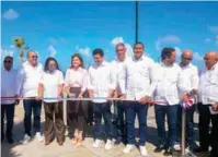  ?? CÉSAR JIMÉNEZ ?? La vicepresid­enta y ministro turismo inauguran obra.