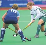  ?? Picture: Tony Flashman FM4596397 ?? Canterbury defender Mel Clewlow looks to clear her lines against Clifton