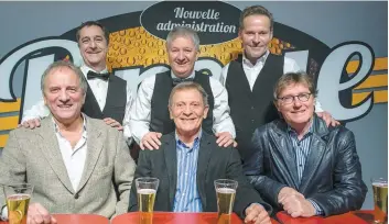  ?? PHOTO AGENCE QMI-JOEL LEMAY ?? Michel Côté, Martin Drainville, Benoît Brière, Marcel Gauthier, Luc Guérin et Marc Messier lors de l’annonce de la « nouvelle administra­tion » pour Broue.