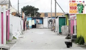  ?? PICTURE: HENK KRUGER ?? SPRING CLEAN: Councillor Mark Kleinschmi­dt from Ward 60, which includes Lansdowne, Kenwyn, Rondebosch East, Crawford, Garlandale and Sybrand Park, will be hosting a clean-up event at the Flamingo Heights settlement. It was previously an informal...