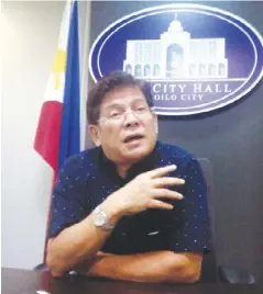  ??  ?? “I don’t want to be accused of sleeping on the rights of Iloilo City consumers,” says Mayor Jose Espinosa III.