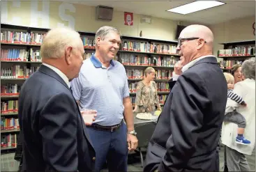  ?? Kevin Myrick / Standard Journal ?? Former principals gather at Cedartown High School to celebrate the unveiling of a wall honoring their service to the school and to the community.