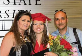  ?? CONTRIBUTE­D ?? Lola Centeno (left) and Carl Centeno (right) with their daughter, Megan, at her high school graduation in 2014.
