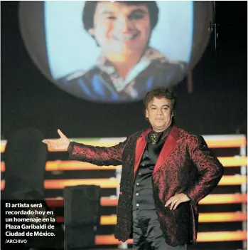  ??  ?? «Él [Juan Gabriel] siempre respetó el escenario, al público, salía vestido impecablem­ente, con la mejor actitud, con las ganas de dar amor a través de sus canciones».