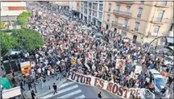  ??  ?? ‘El futuro es nuestro’ fue el lema de la manifestac­ión.