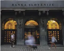  ??  ?? Gospodarsk­o okrevanje izgublja zagon, ugotavlja Banka Slovenije.