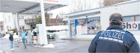  ?? FOTO: HERBERT GUTH ?? Ein 14-Jähriger überfiel am 20. Januar die Tankstelle in Wilhelmsdo­rf.