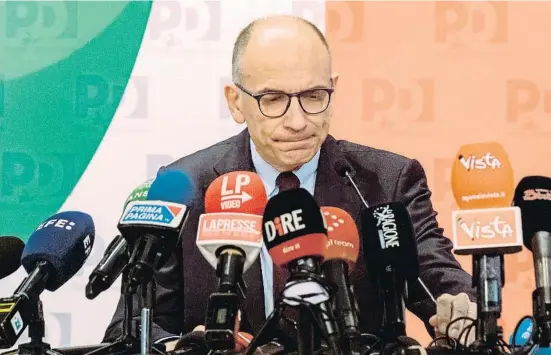  ?? MVuro ScrobognV / AP ?? Enrico Letta a la roda de premsa en què va presentar ahir la dimissió