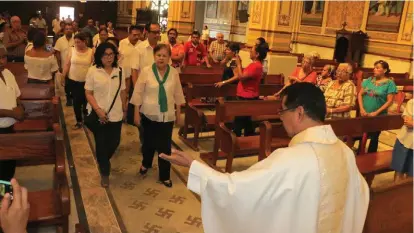  ?? YAZMÍN SÁNCHEZ ?? En la Catedral de Tampico se ofició una misa para dar gracias por las vidas que se han salvado con donación.