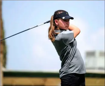  ?? SERGIO BASTIDAS FILE PHOTO ?? Holtville High’s Rachel Chambers follows the ball after teeing off during the first Imperial Valley League golf match of the 2017 season at Del Rio Country Club on September in Brawley.