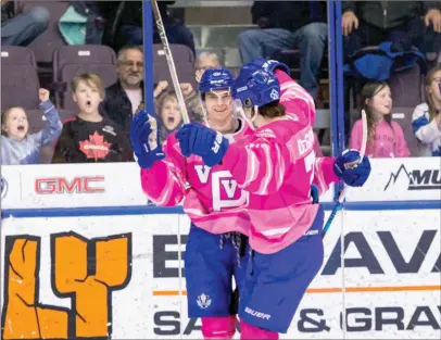  ?? ?? CHERI MORGAN PHOTOGRAPH­Y/Special to Okanagan Newspaper Group
It was Pink the Rink Night on Friday at the South Okanagan Events Centre and the Penticton Vees didn’t disappoint.