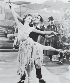  ?? Metro-goldwyn-mayer ?? TCM’S spotlight on choreograp­hy tonight includes “An American in Paris” (1951), starring Leslie Caron and Gene Kelly.