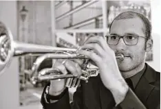  ?? Foto: Steber ?? Johannes Steber (Foto) wird das erste Konzert der Reihe „Orgel um 11“geben. Sein Partner dabei ist deren künstleris­cher Leiter Michael Lachenmayr.