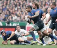  ?? GALLO IMAGES ?? FRENCH FLAIR: Wesley Fofana makes a break during last year’s Six Nations match between France and England.