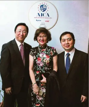  ??  ?? (From left) CEHE’s chairman Prof Li Li, Berjaya Higher Education Sdn Bhd’s executive director/chief executive officer Mae Ho and the World Federation of Chinese Catering Industry’s deputy secretary-general Dongliang Mou at the launch of the AICA.