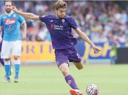  ??  ?? Marcos Alonso, 25 anni, è recuperato, ma per il tipo di infortunio occorre prudenza.