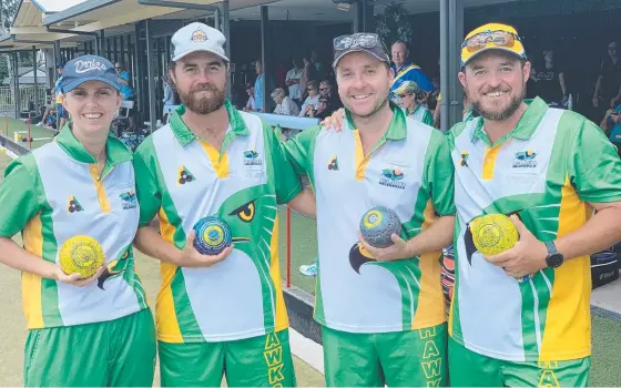  ?? Picture: BOWLS QLD ?? The Helensvale Hawks’ best-performed skip Aron Sherriff (right) with rink members Kelsey Cottrell, Nic Gosley and Andrew Howie.