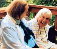  ?? MARY SCHMICH/CHICAGO TRIBUNE ?? Mary Schmich’s mother, Mary Ellen Schmich, right, and Mary Ellen’s best friend, Martha Ginn.