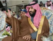  ??  ?? Mohammed ben Salman a affirmé son pouvoir en procédant d’emblée à une purge dans l’élite du pays.