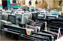  ?? APP file ?? During the search operation at Karachi Central Jail, the authoritie­s found a number of mobile phones, laptops, Internet devices, drugs and weapons in illegal possession of prisoners. —