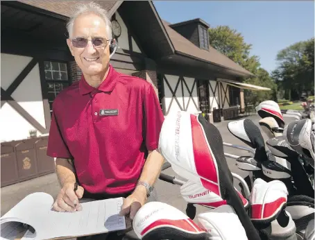  ?? DAX MELMER ?? Orest Spooner, a profession­al in charge of starting duties at Beach Grove Golf & Country Club, was recently honoured for his more than 70 years in the golf business. Spooner first learned how to run a golf shop from an old-school Scottish pro at the...