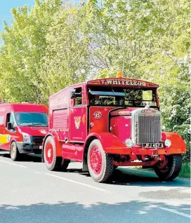  ?? ?? The vintage vehicle parade toured Maidenhead roads on Saturday.