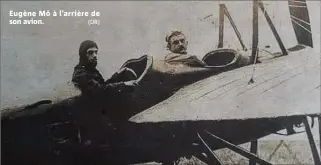  ?? (DR) ?? Eugène Mô à l’arrière de son avion.