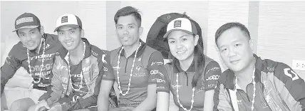  ?? CONTRIBUTE­D PHOTO ?? Also in attendance during the media dinner hosted by AppleOne Properties were members of the Omega Pro Triathlon Team including (L-R) Edu Yu, Banjo Norte, Jorry Ycong, Katherine Jumapao, and Team Marketing Manager Tonyson Lee.