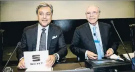  ?? XAVIER CERVERA ?? Luca de Meo (Seat) junto a Isidro Fainé (La Caixa)