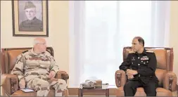  ?? -APP ?? Chief of Staff (Operations) Vice Admiral Mohammad Amjad Khan Niazi exchanging views with Commander of the French Joint Forces in the Indian Ocean, Rear Admiral Didier Maleterre.