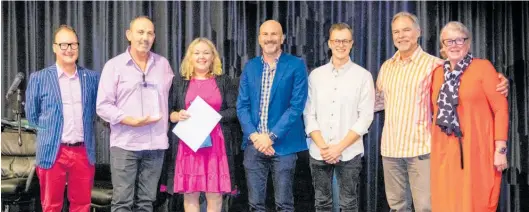  ?? Photo / Tania Niwa ?? Nathan Bonney (Iridium), left, Mark and Sharon McFadyen (Kā piti Streetwise Coffee), Stefan Gray (Havana Coffee Works), Jol Glover and Donna Ferrall (Streetwise Coffee directors).