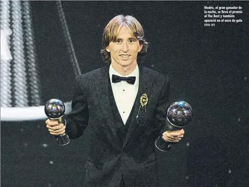  ?? FOTO: EFE ?? Modric, el gran ganador de la noche, se llevó el premio al The Best y también apareció en el once de gala