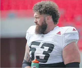  ?? JEAN LEVAC ?? Matt Albright will get the start at right guard for the Redblacks Friday against the Hamilton Tiger-Cats after tearing his patella in the pre-season. He was told at the time recovery would take at least 12 weeks.