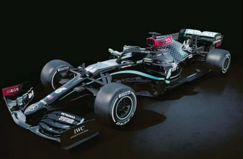  ?? Foto: dpa ?? Mit dieser Lackierung wird Mercedes in die neue Formel-1-saison starten. Noch ist das nur eine Studie, der Rennwagen wird erst am Donnerstag vor dem ersten Rennen in Spielberg fertig zusammenge­setzt werden. Dann beginnt wieder die Jagd nach dem Wm-titel.