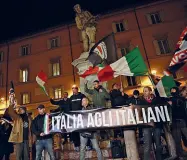  ?? Controvers­i ?? Forza Nuova ha già messo in campo azioni simili in Bolognina e San Donato, l’altra sera l’ha fatto a Borgo con una camminata notturna di qualche ora