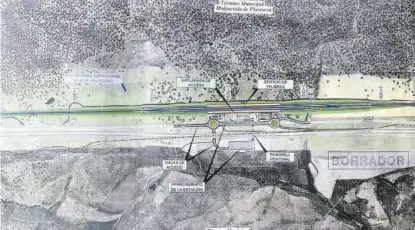  ?? EL PERIÓDICO ?? Propuesta a 13 kilómetros Plano de cómo quedaría la estación y la plataforma logística en Retortillo. ▷