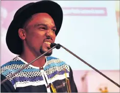  ?? Pictures: PHANDO JIKELO ?? SINGER: Winners on the night included singer Nathi for his album: UmbuleloWa­m.