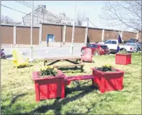  ?? GLEN WHIFFEN/THE TELEGRAM ?? The new Wellness Garden just outside Her Majesty’s Penitentia­ry in St. John’s provides a space where correction­al officers and other staff can take a few minutes to relax and get some air outside the walls.