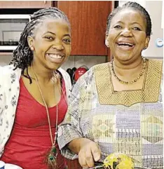  ??  ?? CHEF and cookbook author Dorah Sitole (right) and daughter Phumzile.