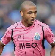  ??  ?? YACINE BRAHIMI: Pulling the midfield strings for Porto