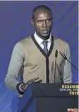  ?? // V.E ?? Abidal defendió a Malcom