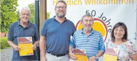  ?? FOTO: PRIVAT ?? Ehrung beim TC Riedlingen (von links): Hans Buck, Vorstand Ralf Laaser, Hans-peter Bertsch und Marlene Fechner.