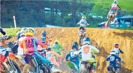  ?? Photo/ Andy McGechan, BikesportN­Z ?? The racing was close throughout most of the classes at Taranaki’s popular Barrett Road Motorcycle Park facility at the weekend.